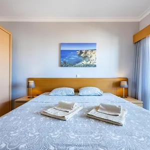 https://clube-praia-mar-flat-t1.hotelaalgarve.com